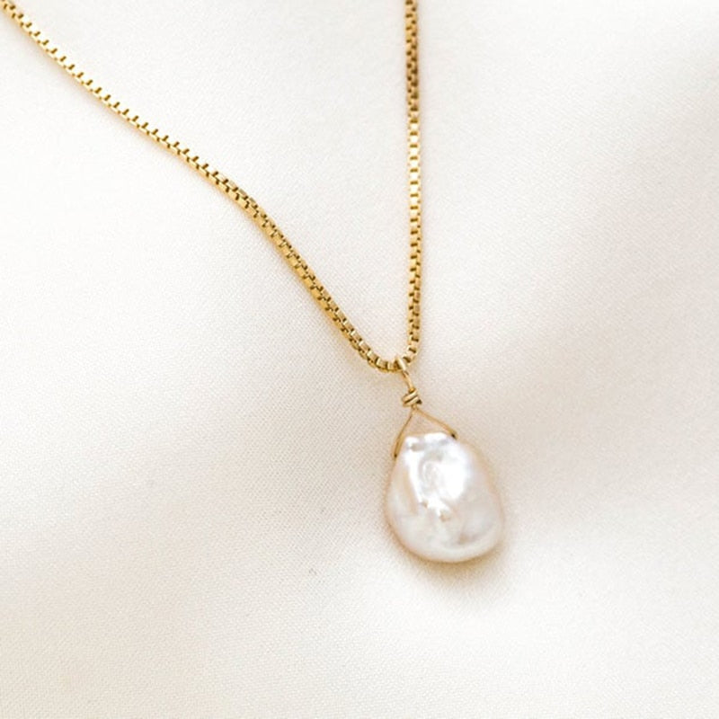 Ariel Pearl Necklace