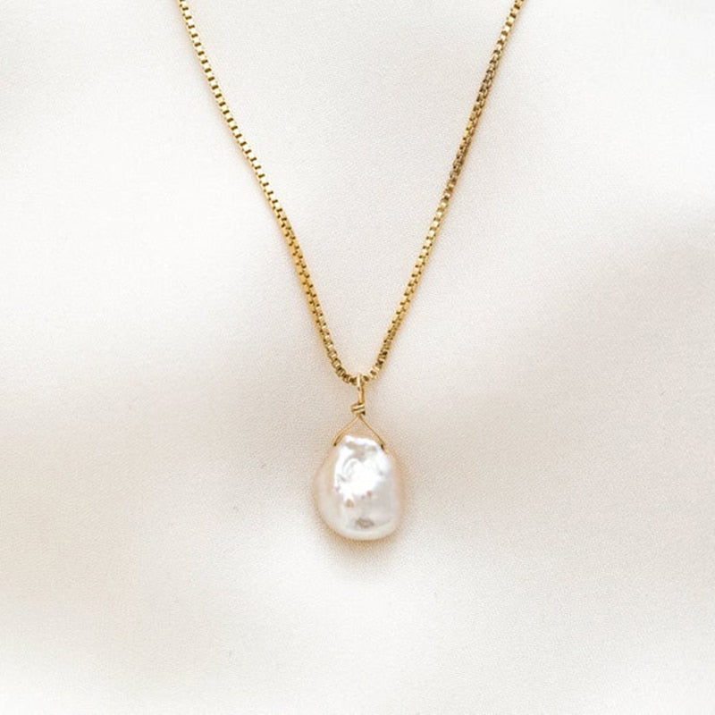 Ariel Pearl Necklace