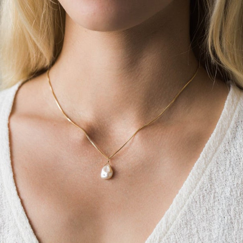Ariel Pearl Necklace